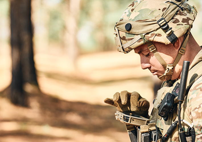 foto noticia Panasonic lanza el Toughbook N1 Tactical: un portátil robusto Android para militares y policías.